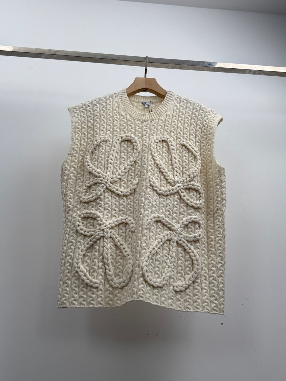 Loewe Cream Cable-Knit Sleeveless Vest